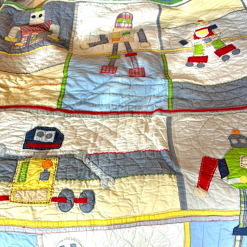 Queen size pottery barn kids robot quilt